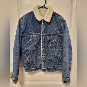 Vintage Levi's Denim Jacket, Size 38R, Blue Jean, Sherpa And Quilted Lining